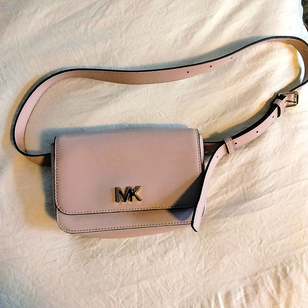 Michael Kors fanny pack